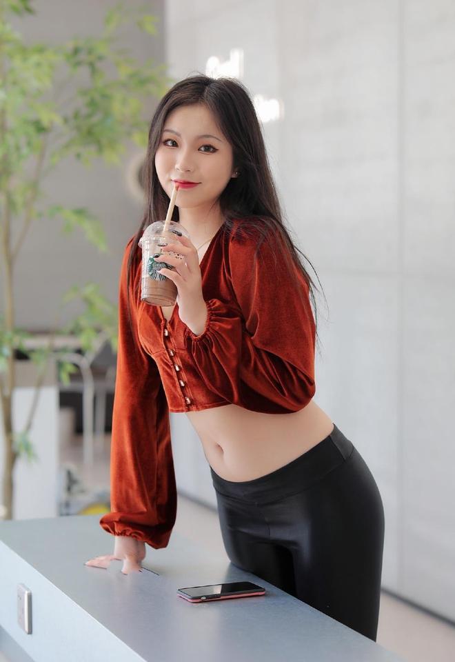 图片[3]-非常甜美的皮裤女孩 J1236 322P11V-16.4GB-清野图库