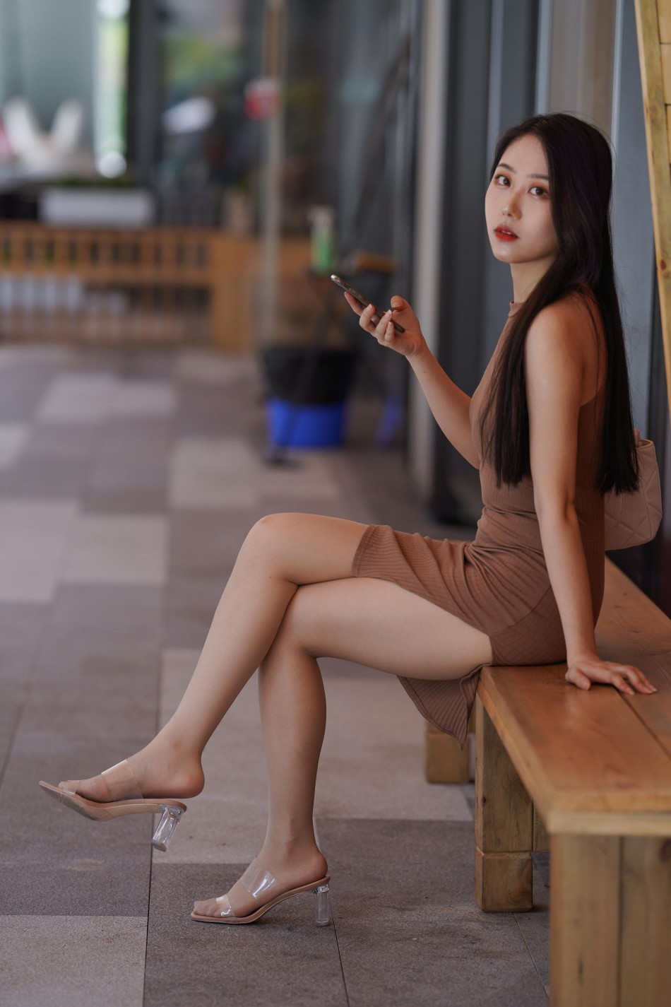 图片[5]-超有女人味的姑娘短裙逛街【400P】00049-清野图库