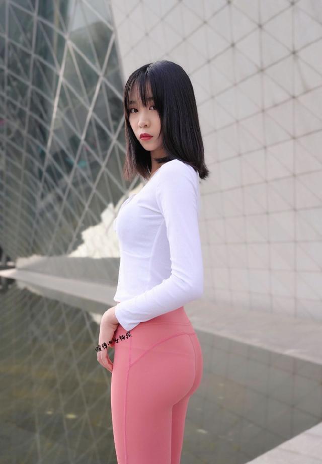 图片[4]-粉色瑜伽裤年轻女孩 J1311 417P17V-14.9GB-清野图库
