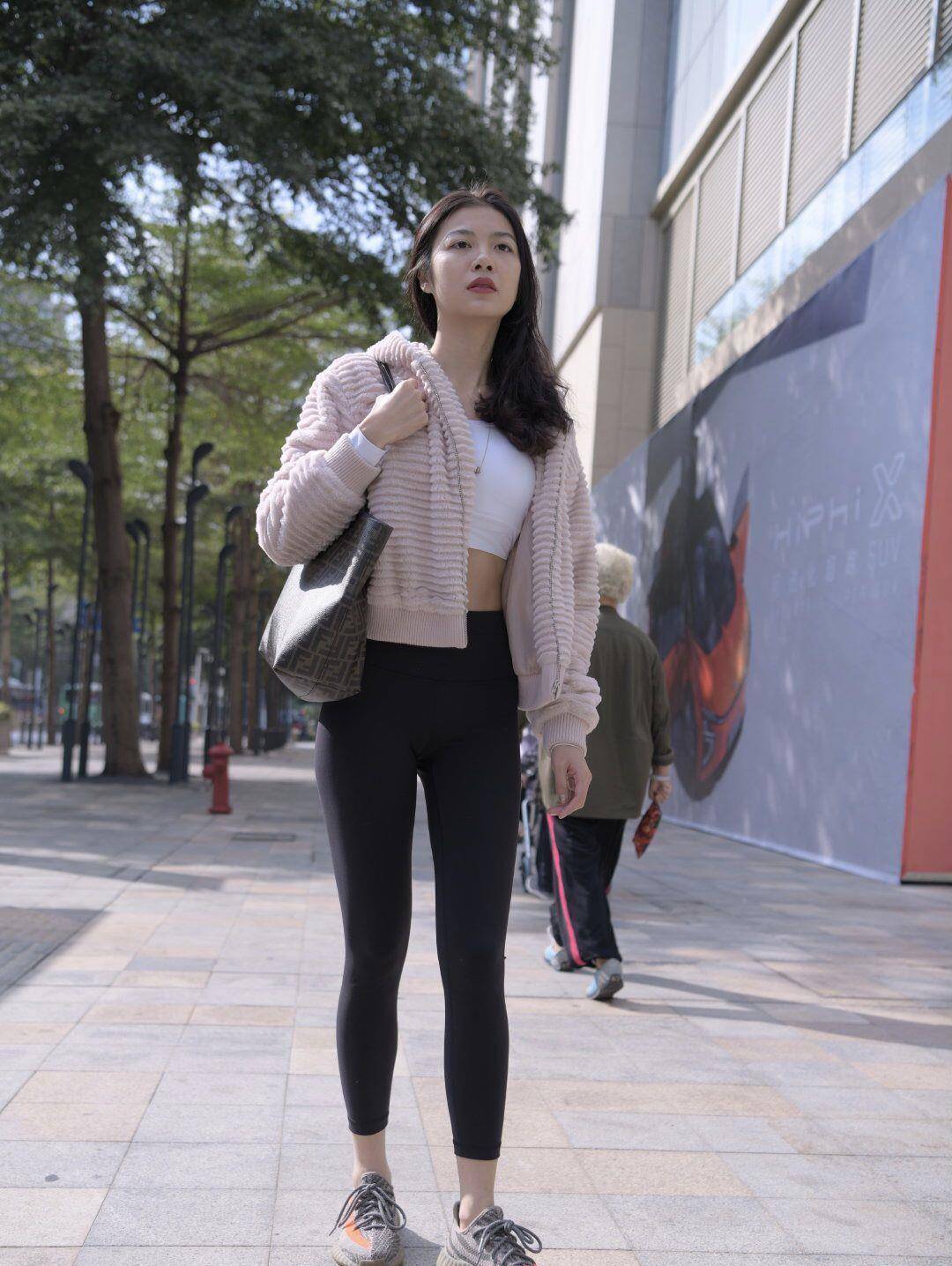 图片[2]-逛街的紧身瑜伽裤女孩 J1455 411P2V-26.6GB-清野图库