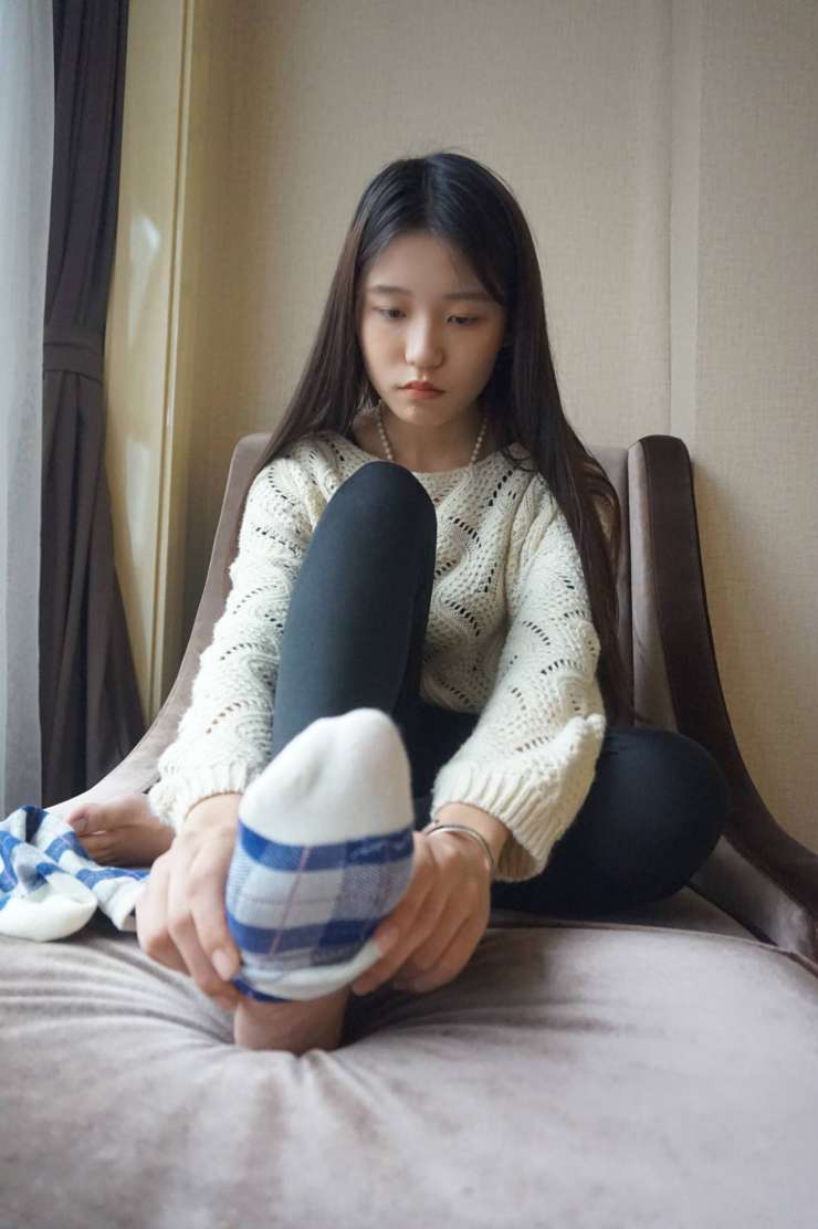 图片[5]-眼神很清澈的赤脚女孩【59P】20020-清野图库