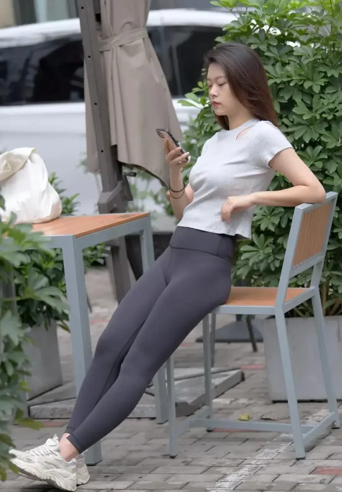 图片[4]-黑色瑜伽裤靓丽女孩J2200 905P1V-30.5GB-清野图库