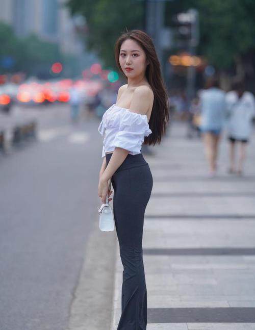 图片[3]-身材非常哇塞的瑜伽裤女孩  J1333 521P6V-21.6GB-清野图库